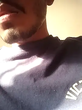 Snapshot of vas02vir chatting on 02.19.25 vas02vir online show from 02.19.25