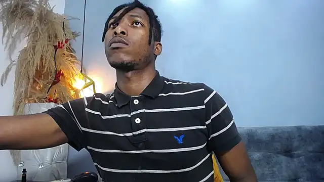 Snapshot of xxxhotbbc chatting on 02.26.25 xxxhotbbc online show from 02.26.25