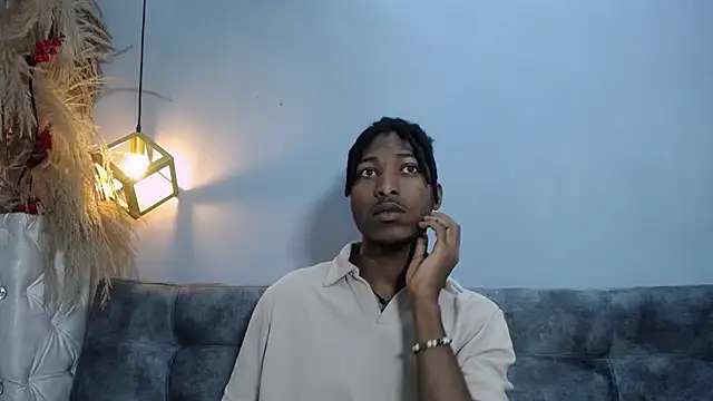 Snapshot of xxxhotbbc chatting on 03.08.25 xxxhotbbc online show from 03.08.25