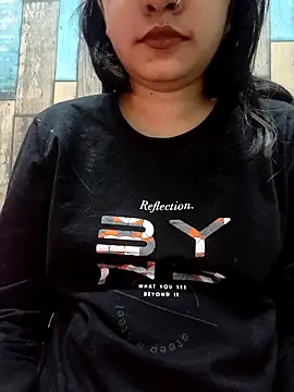 cute IndianBabe online show from 12.18.25