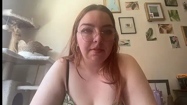 curvycate127 online show from 03.17.26