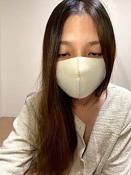 Snapshot of anchan69 chatting on 10.19.25 anchan69 online show from 10.19.25