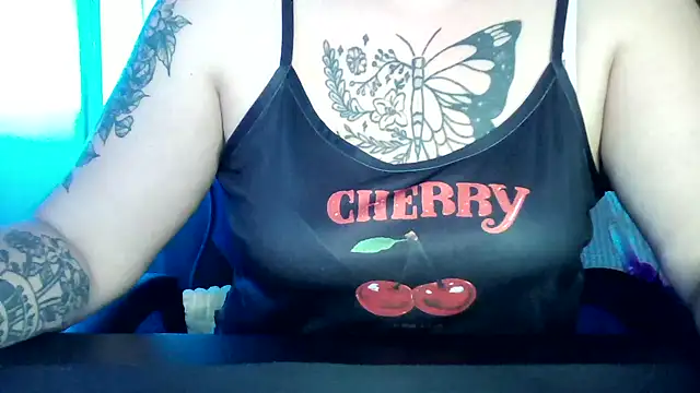 bunnyfox420 online show from 09.25.25