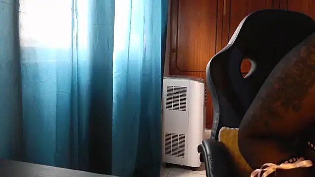 bunnyfox420 online show from 11.07.25