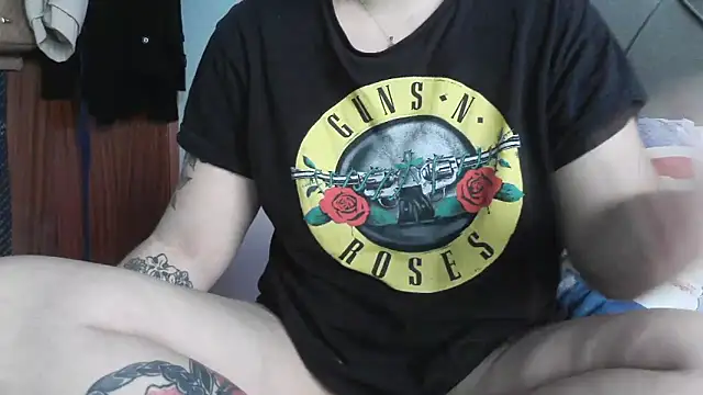 bunnyfox420 online show from 04.11.26