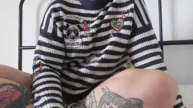 bunnyfox420 online show from 04.13.26