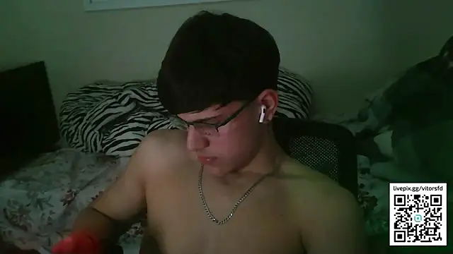 vitorsafado19 online show from 10.04.25