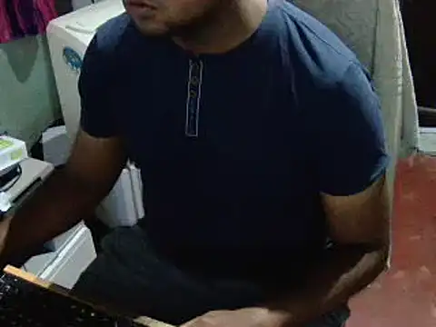 Snapshot of lolboy1234Z chatting on 09.17.25 lolboy1234Z online show from 09.17.25