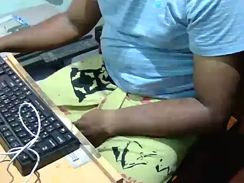 Snapshot of lolboy1234Z chatting on 10.03.25 lolboy1234Z online show from 10.03.25