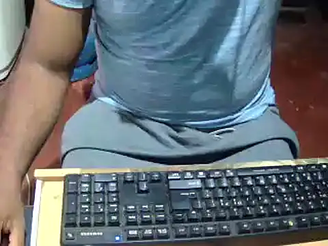 Snapshot of lolboy1234Z chatting on 11.14.25 lolboy1234Z online show from 11.14.25