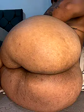 Charlotte bronxxx online show from 12.05.25