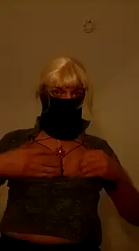 sandrahoeslut online show from 02.21.25