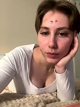 Snapshot of Molli_Luv chatting on 09.10.25 Molli Luv online show from 09.10.25