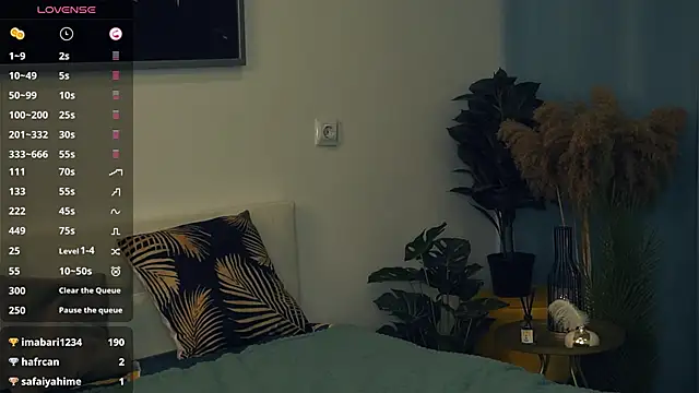 VeronaCritchlow online show from 03.01.25