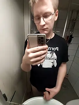 Arttuforyounakedboy online show from 02.05.26