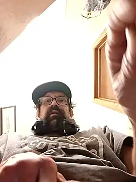 Snapshot of Johndis805 chatting on 11.19.25 Johndis805 online show from 11.19.25