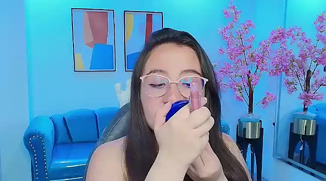 Lilyy evans online show from 03.08.25