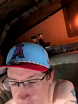 YourNotMySupervisor online show from 11.27.25