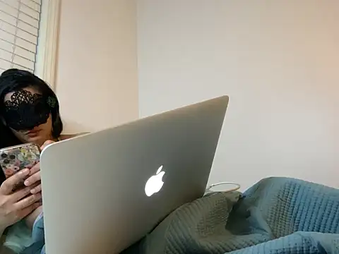 desiiiinigal online show from 06.17.26