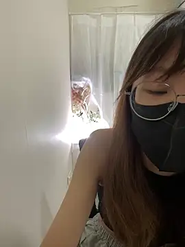 Snapshot of Chu1314 chatting on 03.04.25 Chu1314 online show from 03.04.25