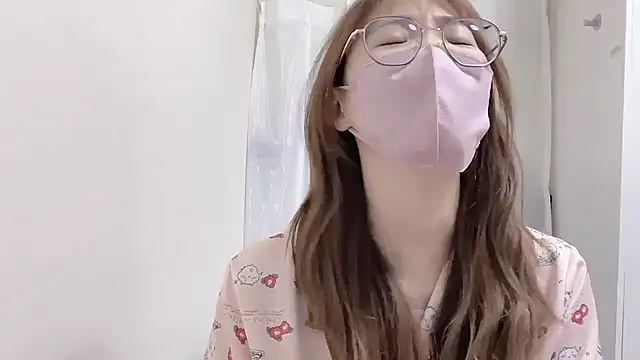 Snapshot of Chu1314 chatting on 09.11.25 Chu1314 online show from 09.11.25