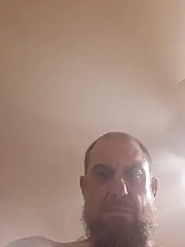 Snapshot of mrcox420 chatting on 06.21.26 mrcox420 online show from 06.21.26