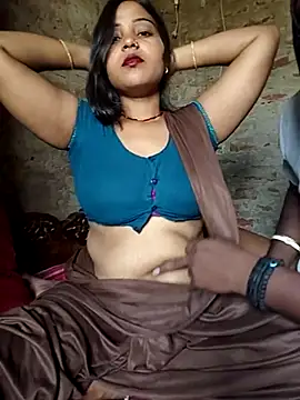 Snapshot of Simrandeshipp chatting on 05.05.26 Simrandeshipp online show from 05.05.26