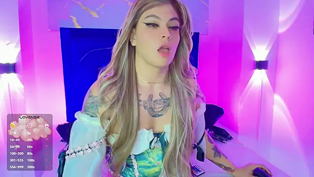 REBECA VALENTINE online show from 01.29.25