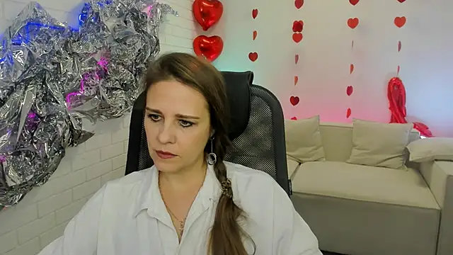 EmiliaBedy online show from 02.25.25