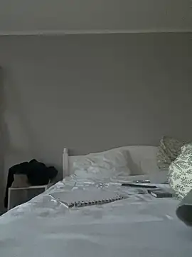 bunnythetailor online show from 02.23.25