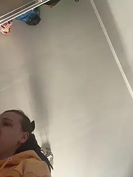 bunnythetailor online show from 02.27.26