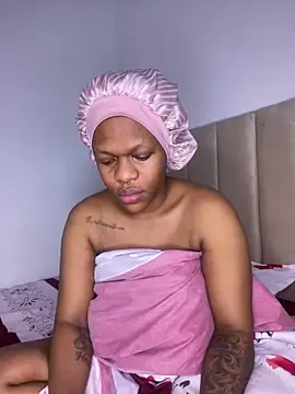 Boneca25 online show from 03.09.26