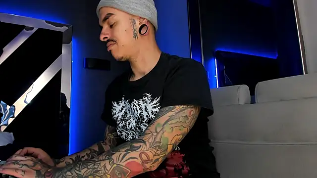 Snapshot of kaletattoo chatting on 06.03.26 kaletattoo online show from 06.03.26