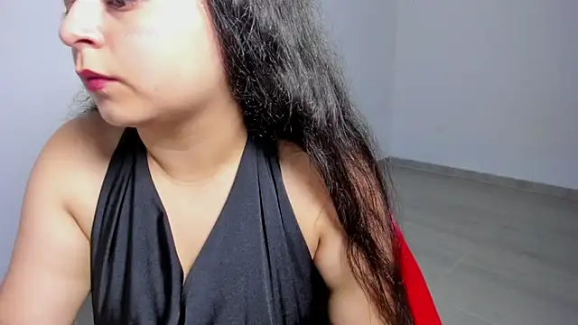 Snapshot of Little_Shaara chatting on 03.17.25 Little Shaara online show from 03.17.25