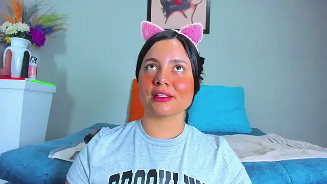 evaa greey online show from 09.24.25