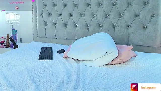 Milu ballmer online show from 03.12.25