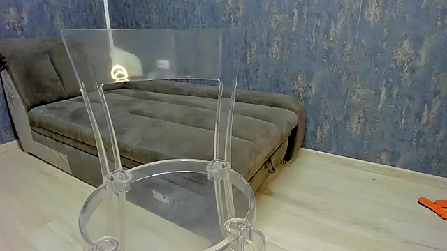 Thea Lyss online show from 02.05.25