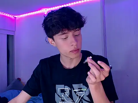 Snapshot of Juanmres chatting on 01.11.26 Juanmres online show from 01.11.26