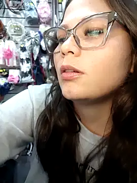 Vale Saenzz online show from 03.02.26