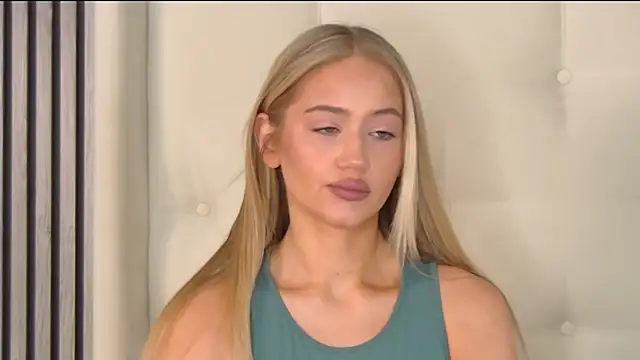 ur wet dreams online show from 03.17.25