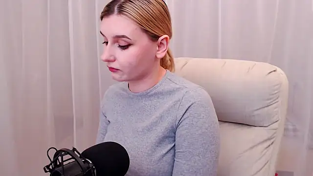 Freya Celestial online show from 02.24.25