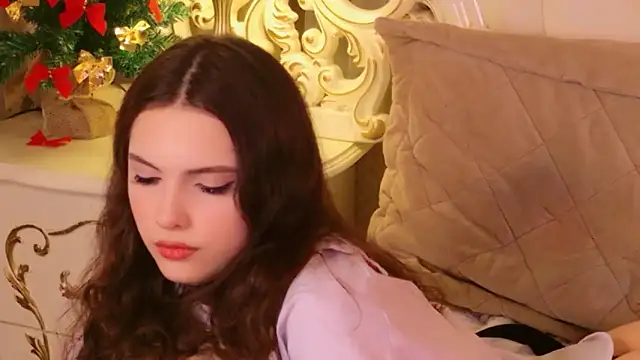 GIGI DAV online show from 12.21.25