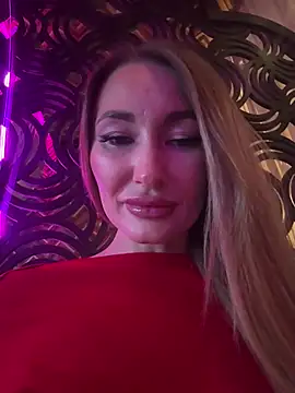 Snapshot of Sweet_Pussy2024 chatting on 02.12.25 Sweet Pussy2024 online show from 02.12.25