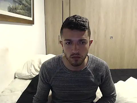 Snapshot of nickzeus98 chatting on 06.30.26 nickzeus98 online show from 06.30.26