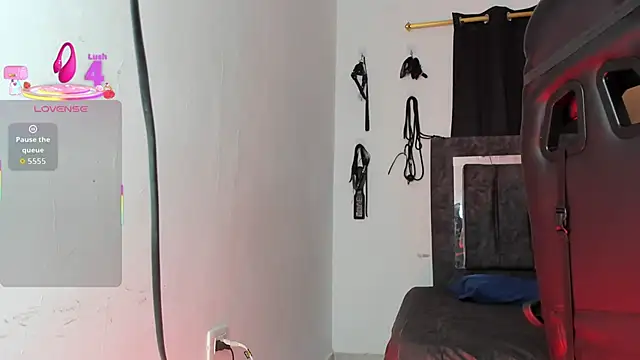 Nicol TransGirl online show from 11.28.25