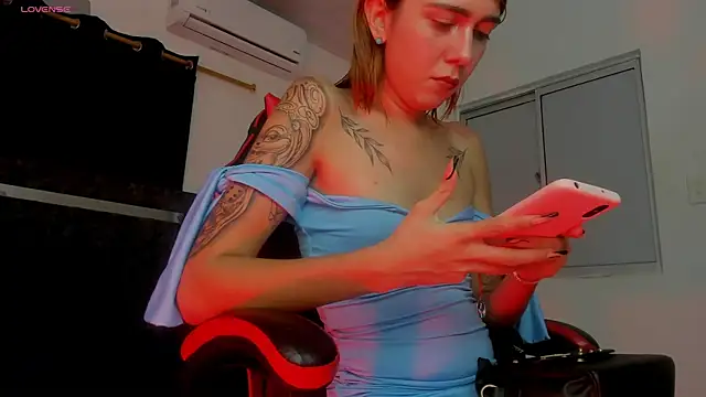 Nicol TransGirl online show from 01.11.26