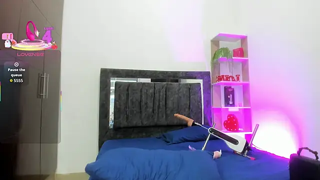 Nicol TransGirl online show from 04.09.26