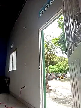 Snapshot of -Nicol chatting on 03.14.25 -Nicol online show from 03.14.25