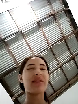 Snapshot of -Nicol chatting on 09.14.25 -Nicol online show from 09.14.25