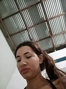 Snapshot of -Nicol chatting on 12.05.25 -Nicol online show from 12.05.25